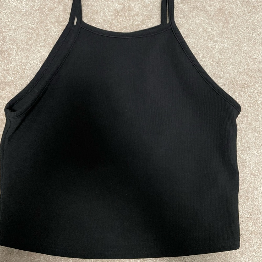 crop top